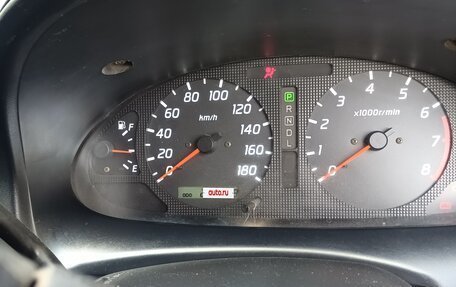 Nissan Cube II, 2000 год, 340 000 рублей, 18 фотография