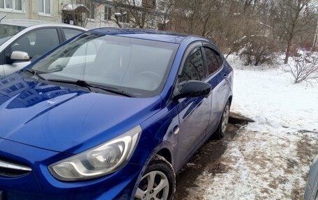 Hyundai Solaris II рестайлинг, 2012 год, 600 000 рублей, 2 фотография