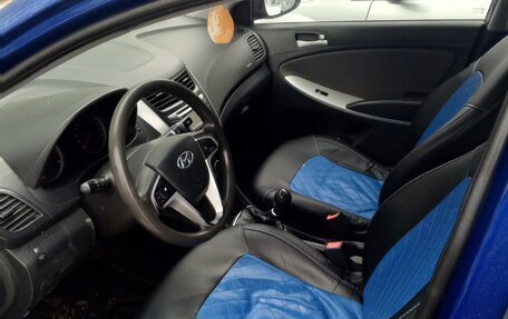 Hyundai Solaris II рестайлинг, 2012 год, 600 000 рублей, 6 фотография
