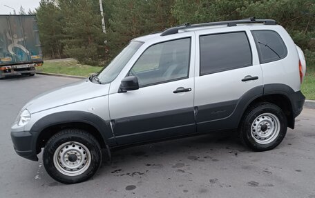 Chevrolet Niva I рестайлинг, 2019 год, 950 000 рублей, 5 фотография