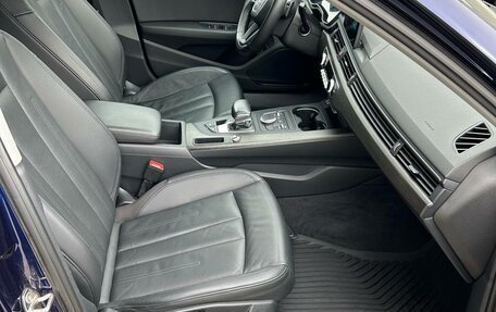 Audi A4, 2018 год, 2 170 000 рублей, 21 фотография