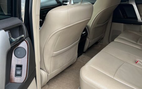 Toyota Land Cruiser Prado 150 рестайлинг 2, 2010 год, 3 250 000 рублей, 8 фотография