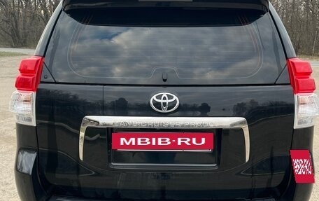 Toyota Land Cruiser Prado 150 рестайлинг 2, 2010 год, 3 250 000 рублей, 5 фотография