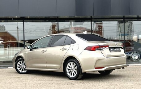 Toyota Corolla, 2021 год, 2 220 000 рублей, 3 фотография