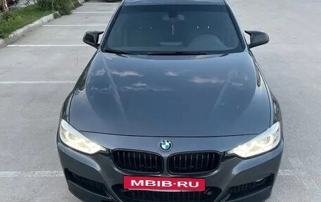 BMW 3 серия, 2013 год, 1 950 000 рублей, 3 фотография