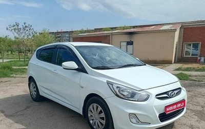 Hyundai Solaris II рестайлинг, 2012 год, 835 000 рублей, 1 фотография