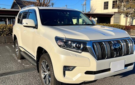 Toyota Land Cruiser Prado 150 рестайлинг 2, 2020 год, 3 315 000 рублей, 1 фотография