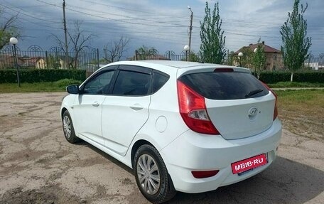 Hyundai Solaris II рестайлинг, 2012 год, 835 000 рублей, 2 фотография