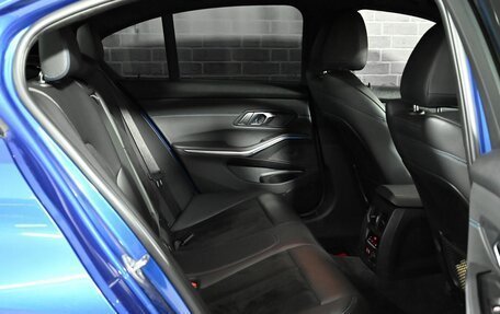 BMW 3 серия, 2019 год, 3 650 000 рублей, 24 фотография