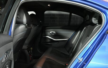 BMW 3 серия, 2019 год, 3 650 000 рублей, 25 фотография
