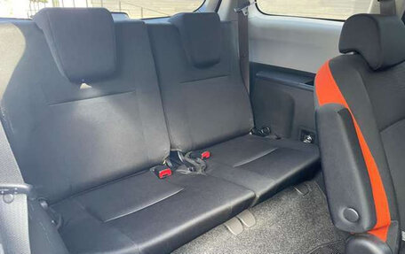 Toyota Wish II, 2017 год, 1 015 000 рублей, 16 фотография
