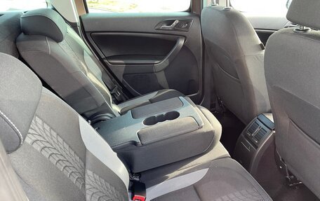 Skoda Yeti I рестайлинг, 2015 год, 1 200 000 рублей, 14 фотография