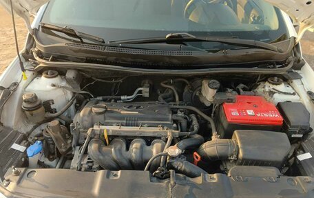 Hyundai Solaris II рестайлинг, 2013 год, 850 000 рублей, 3 фотография