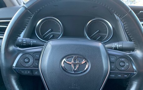 Toyota Camry, 2020 год, 3 480 000 рублей, 10 фотография