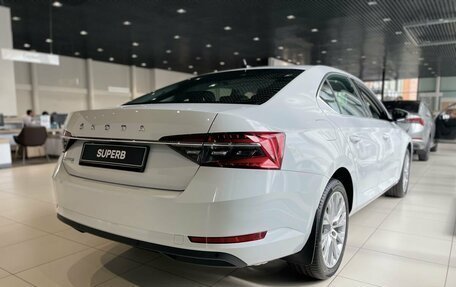 Skoda Superb III рестайлинг, 2025 год, 3 500 000 рублей, 5 фотография