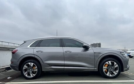 Audi e-tron I, 2022 год, 3 180 000 рублей, 3 фотография