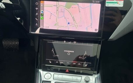 Audi e-tron I, 2022 год, 3 180 000 рублей, 20 фотография