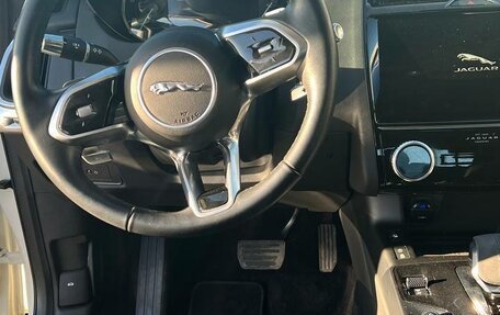 Jaguar E-Pace, 2021 год, 3 850 000 рублей, 12 фотография