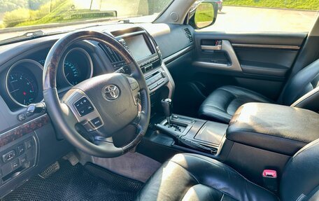 Toyota Land Cruiser 200, 2011 год, 3 200 000 рублей, 7 фотография