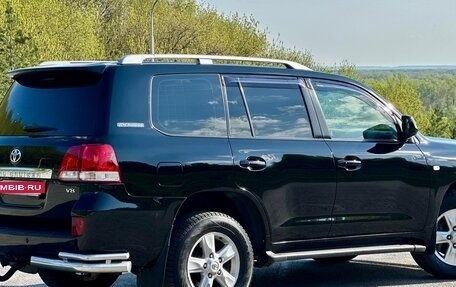 Toyota Land Cruiser 200, 2011 год, 3 200 000 рублей, 5 фотография