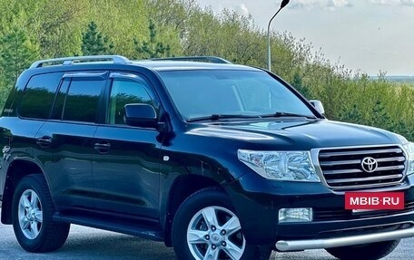 Toyota Land Cruiser 200, 2011 год, 3 200 000 рублей, 2 фотография