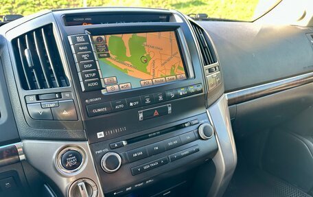 Toyota Land Cruiser 200, 2011 год, 3 200 000 рублей, 14 фотография