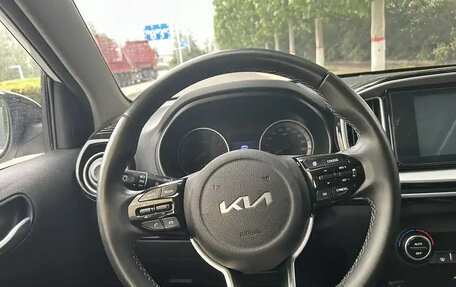 KIA Stonic, 2022 год, 1 190 013 рублей, 8 фотография