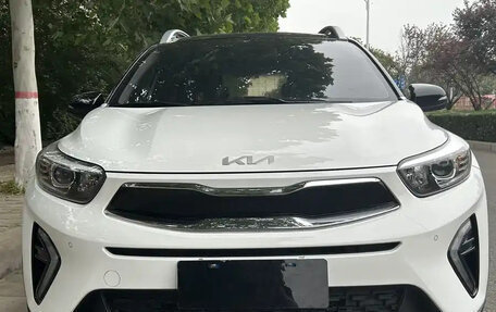 KIA Stonic, 2022 год, 1 190 013 рублей, 2 фотография