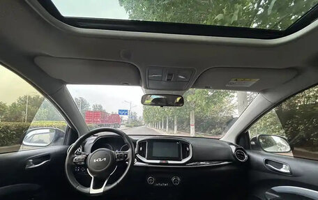 KIA Stonic, 2022 год, 1 190 013 рублей, 10 фотография