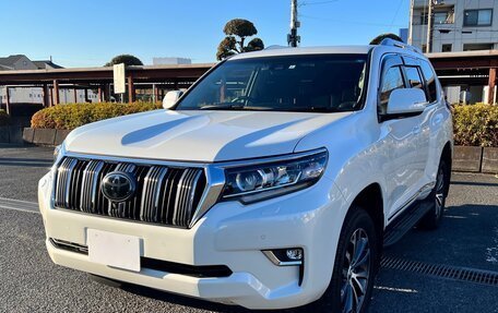Toyota Land Cruiser Prado 150 рестайлинг 2, 2020 год, 3 315 000 рублей, 3 фотография
