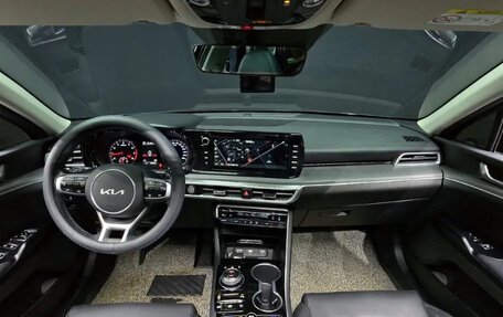 KIA K5, 2022 год, 2 205 000 рублей, 6 фотография
