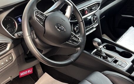 Hyundai Santa Fe IV, 2018 год, 2 990 000 рублей, 2 фотография