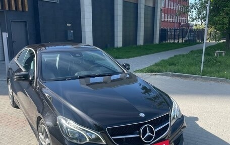Mercedes-Benz E-Класс, 2013 год, 2 500 000 рублей, 4 фотография