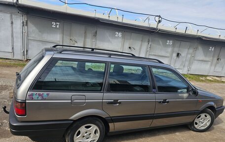 Volkswagen Passat B4, 1993 год, 395 000 рублей, 8 фотография
