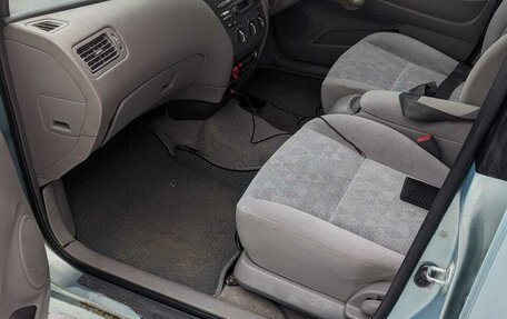 Toyota Prius IV XW50, 1998 год, 250 000 рублей, 11 фотография