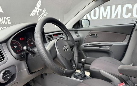 KIA Rio II, 2010 год, 650 000 рублей, 9 фотография