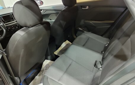 Hyundai Solaris II рестайлинг, 2017 год, 1 200 000 рублей, 18 фотография