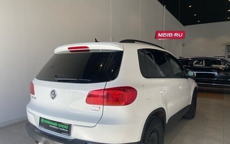 Volkswagen Tiguan I, 2011 год, 985 000 рублей, 4 фотография