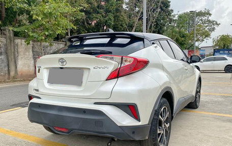 Toyota C-HR I рестайлинг, 2021 год, 1 675 000 рублей, 4 фотография