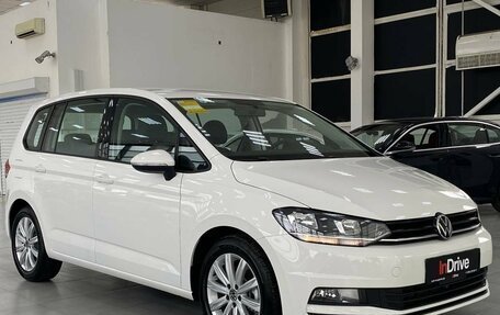 Volkswagen Touran III, 2024 год, 3 299 000 рублей, 3 фотография