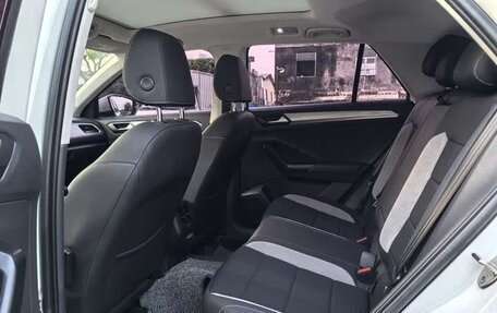 Volkswagen T-Roc I, 2021 год, 1 470 010 рублей, 10 фотография
