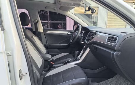 Volkswagen T-Roc I, 2021 год, 1 470 010 рублей, 29 фотография
