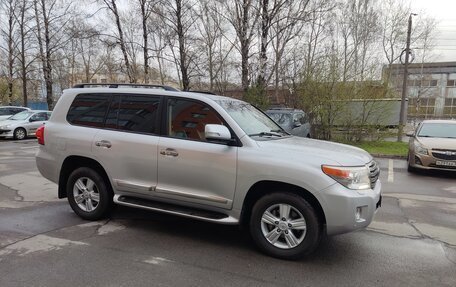 Toyota Land Cruiser 200, 2013 год, 4 450 000 рублей, 2 фотография