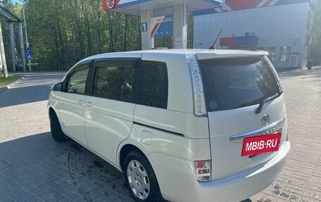 Toyota ISis I, 2016 год, 1 190 000 рублей, 4 фотография