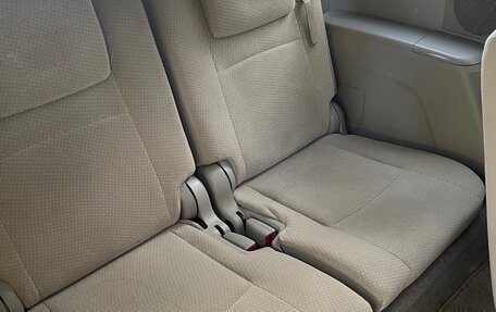 Toyota ISis I, 2016 год, 1 190 000 рублей, 22 фотография