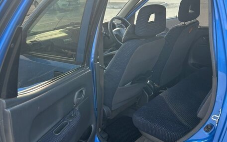 Suzuki Swift II, 2002 год, 400 000 рублей, 2 фотография