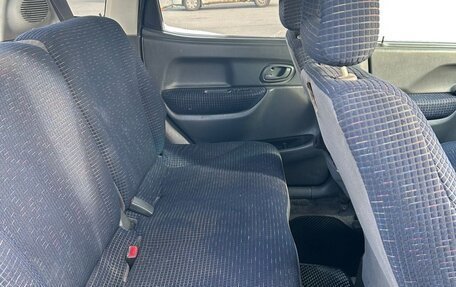Suzuki Swift II, 2002 год, 400 000 рублей, 6 фотография
