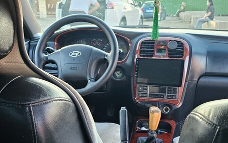 Hyundai Sonata IV рестайлинг, 2005 год, 300 000 рублей, 6 фотография
