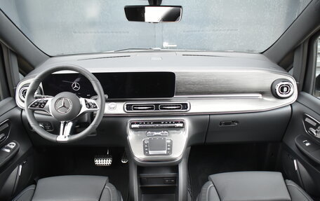 Mercedes-Benz V-Класс, 2025 год, 16 890 000 рублей, 12 фотография
