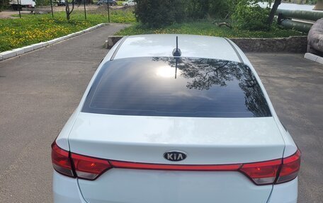 KIA Rio IV, 2019 год, 950 000 рублей, 2 фотография
